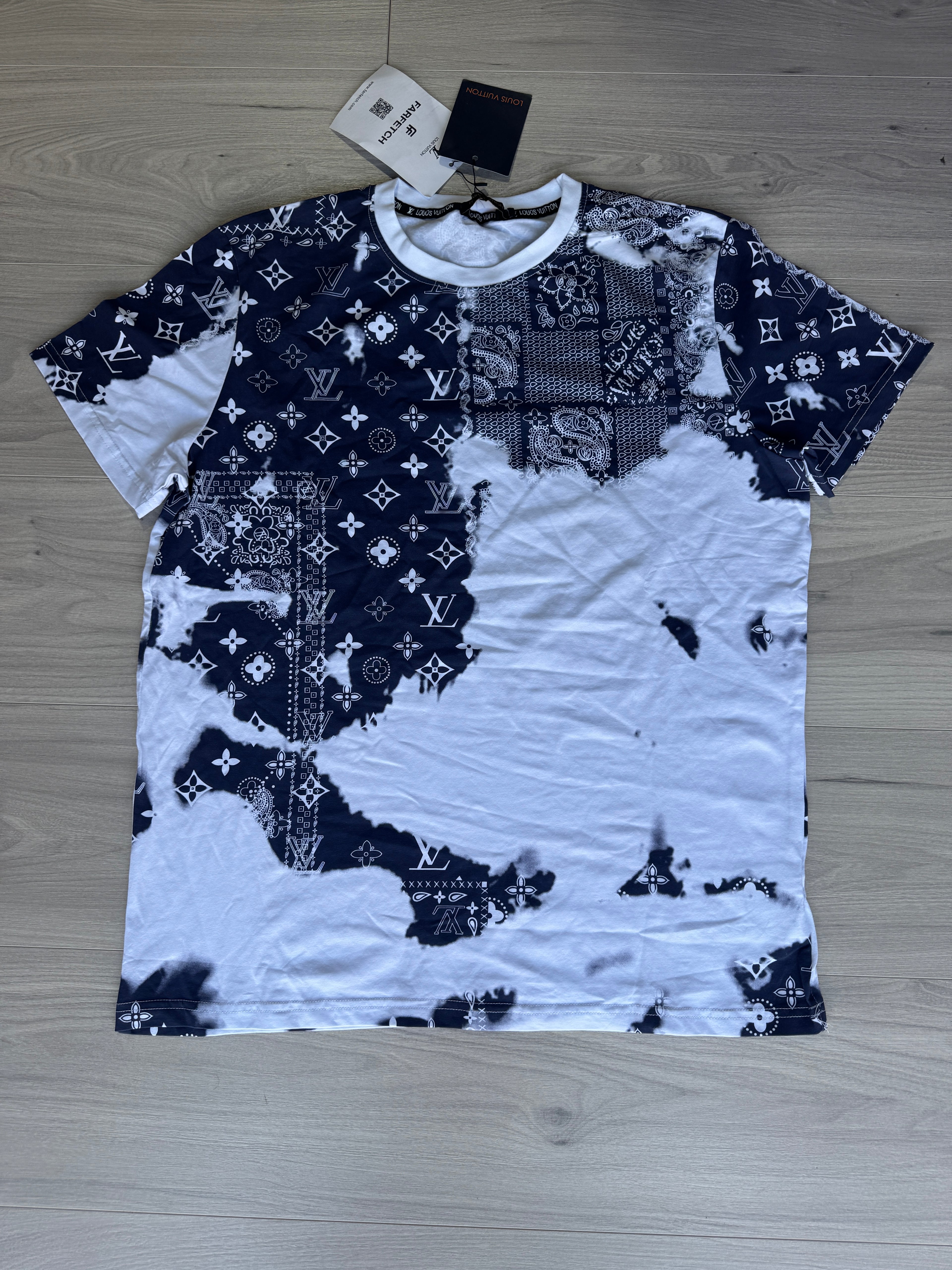 LV T-Shirt