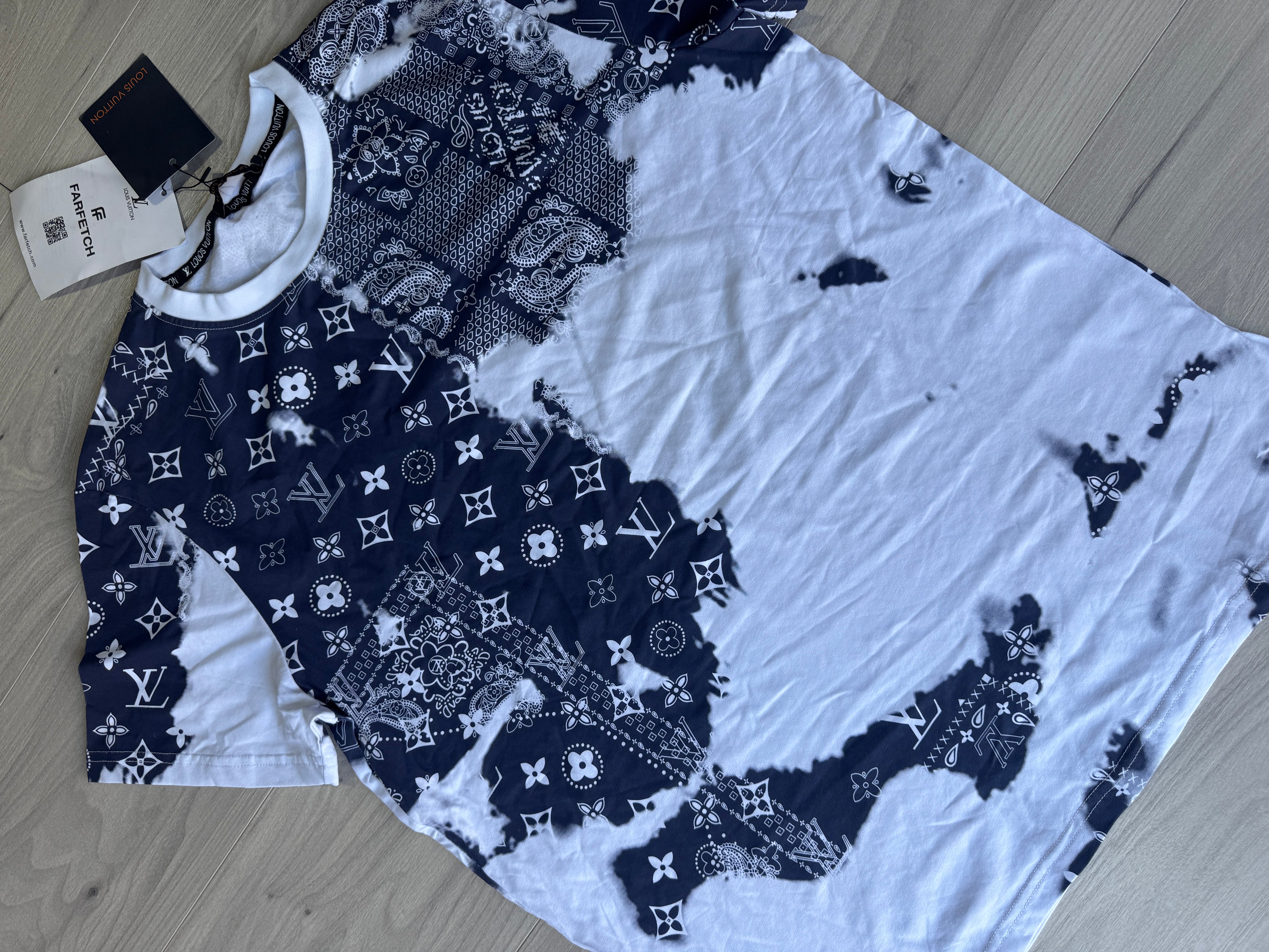 LV T-Shirt